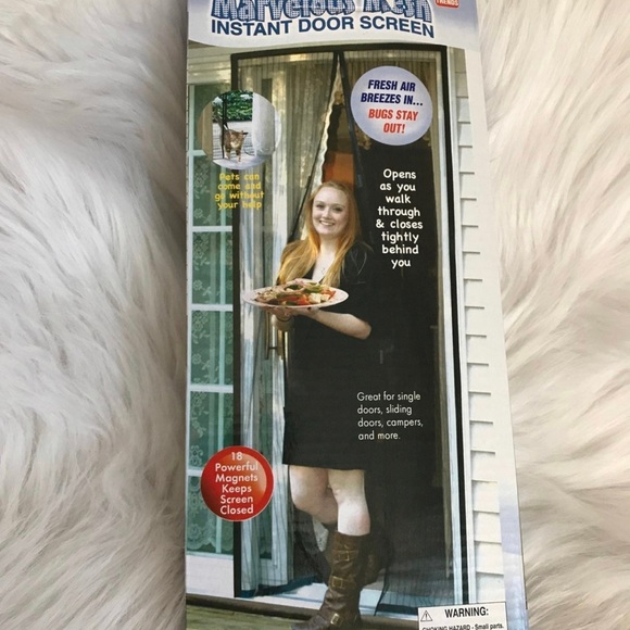 Instant mesh screen door -easy set up - Picture 4 of 4